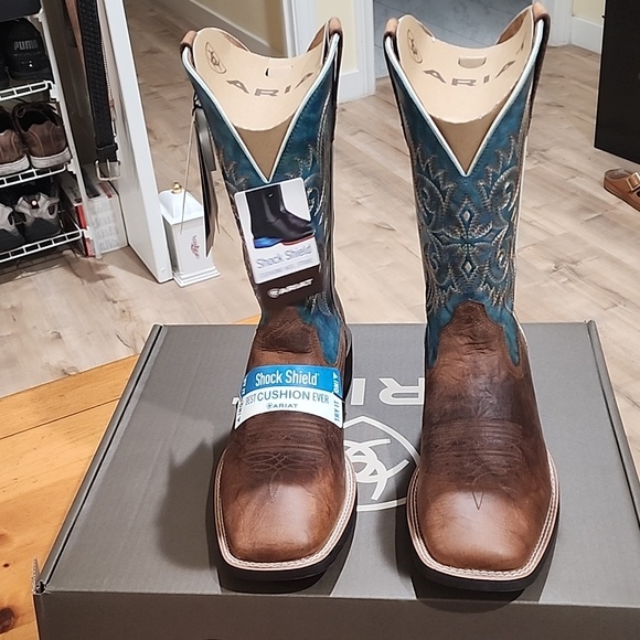 Ariat Other - Ariat Boots